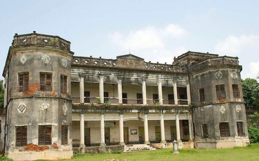Chilkigarh Raj Palace, Paschim Medinipur (West Medinipur), West Bengal - Vushii.com Chilkigarh Raj Palace, Paschim Medinipur (West Medinipur), West Bengal - Vushii.com